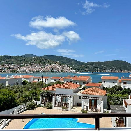 Maistros Suites - Pera Skopelos Exterior foto