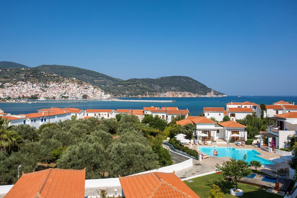 Maistros Suites - Pera Skopelos Exterior foto